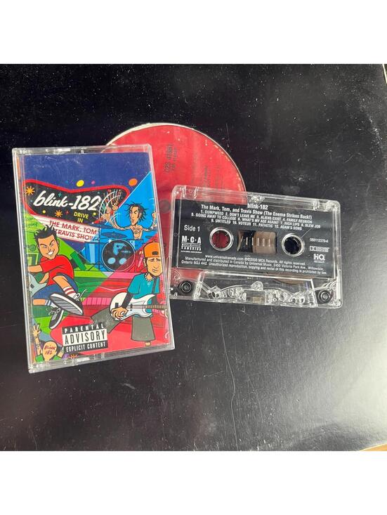 Other - Blink-182 the Mark, Tom and Travis Show Cassette